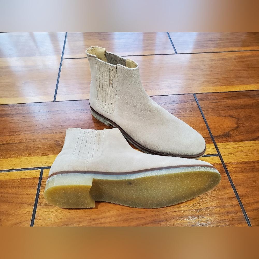 Men's Tan Suede Chelsea Boots